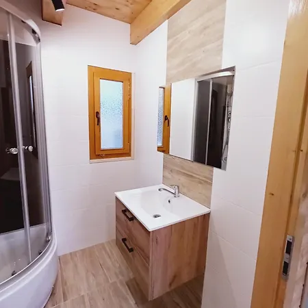 Nad Jeziorem Widokowka