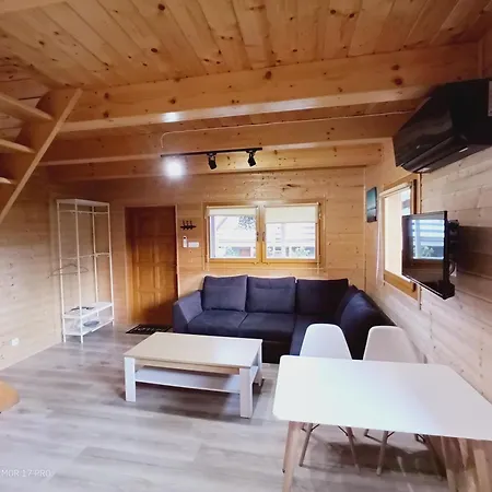 Nad Jeziorem Widokówka Casa de Férias *