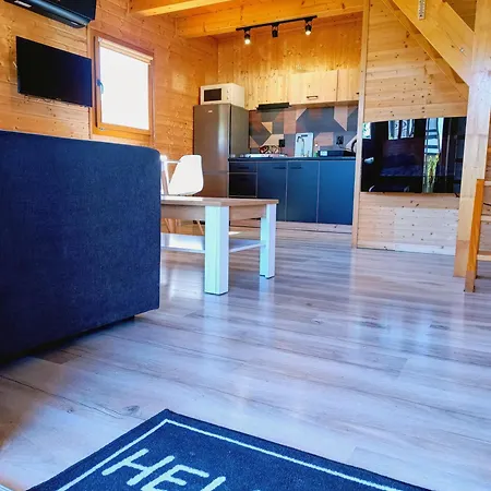 Nad Jeziorem Widokówka *