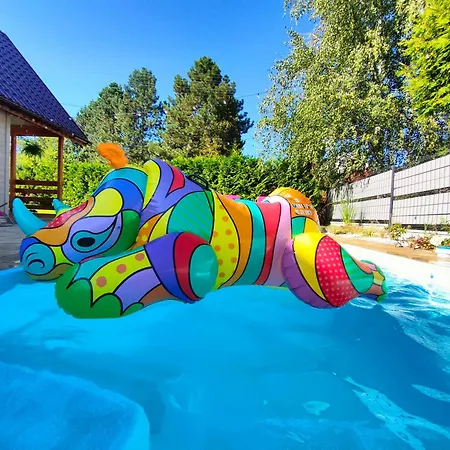 Nad Jeziorem Widokówka Casa de Férias *