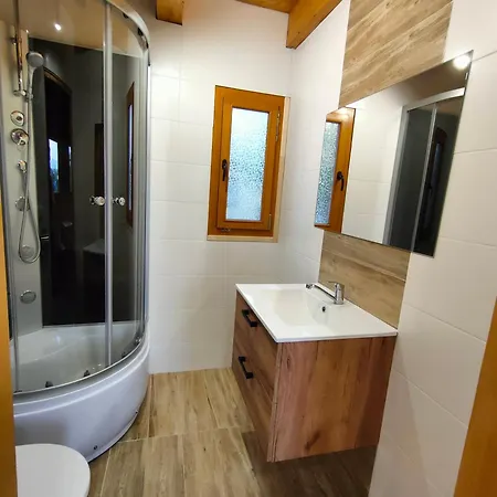 Nad Jeziorem Widokowka Tatil Evi *