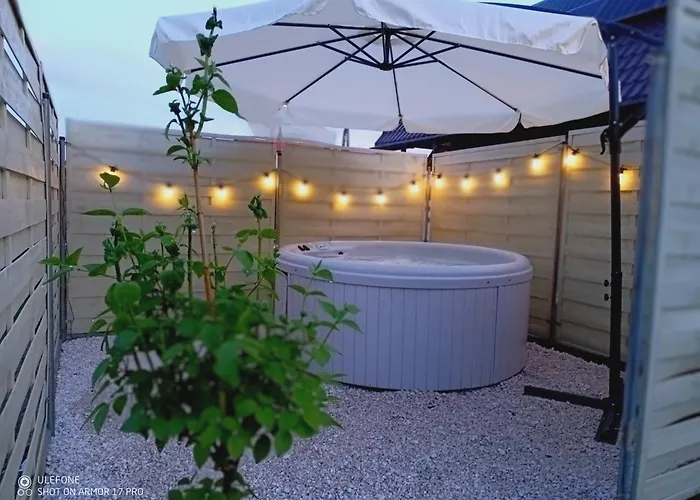 Nad Jeziorem Widokowka בית נופש זאז'צ'ה