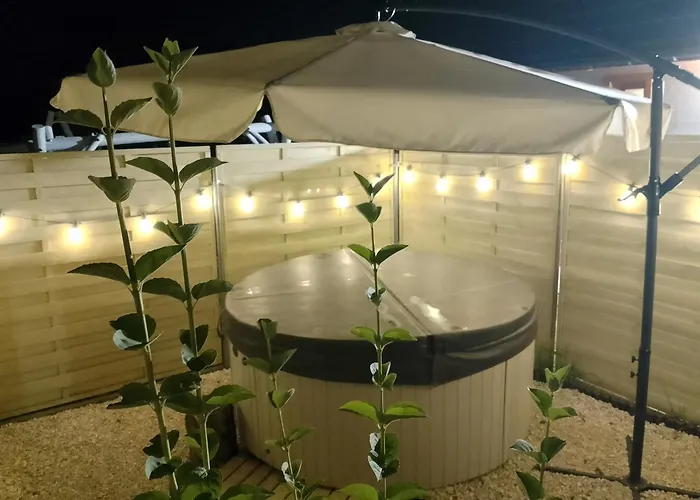 Nad Jeziorem Widokowka *