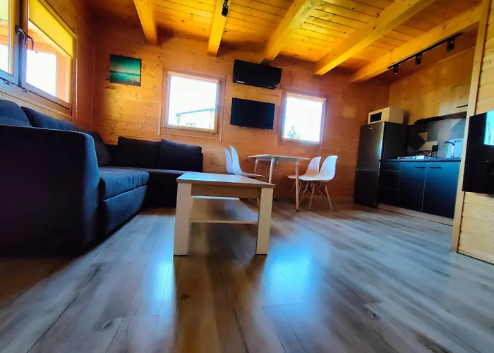 Nad Jeziorem Widokowka בית נופש זאז'צ'ה